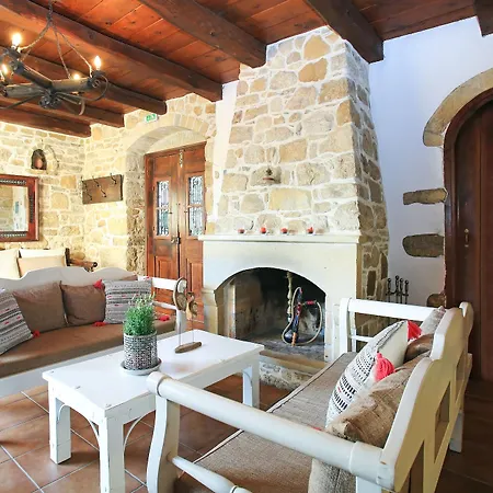 Villa Kamilari