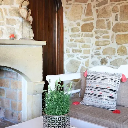 Villa Kamilari Villa *